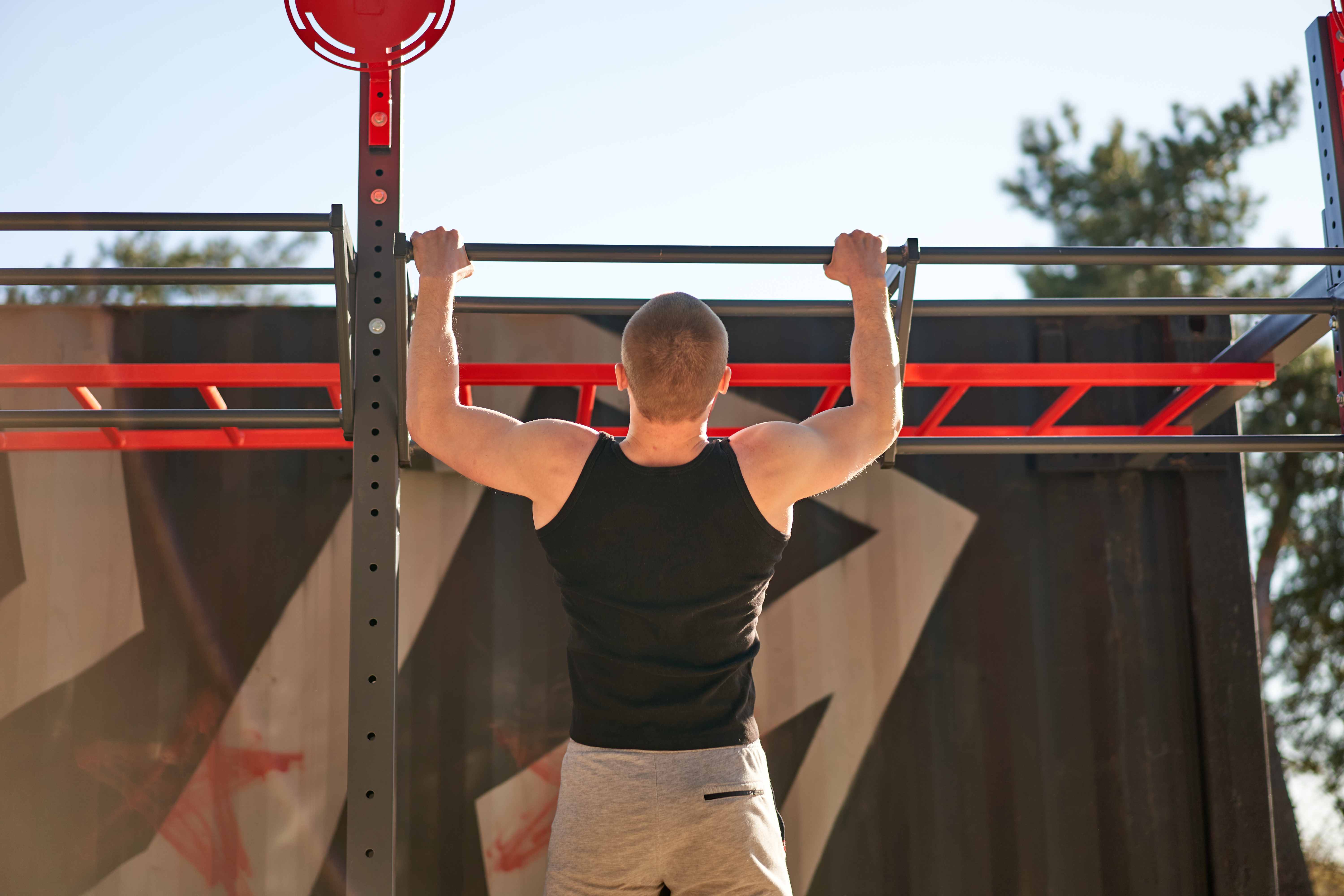 Обзор техник подтягиваний