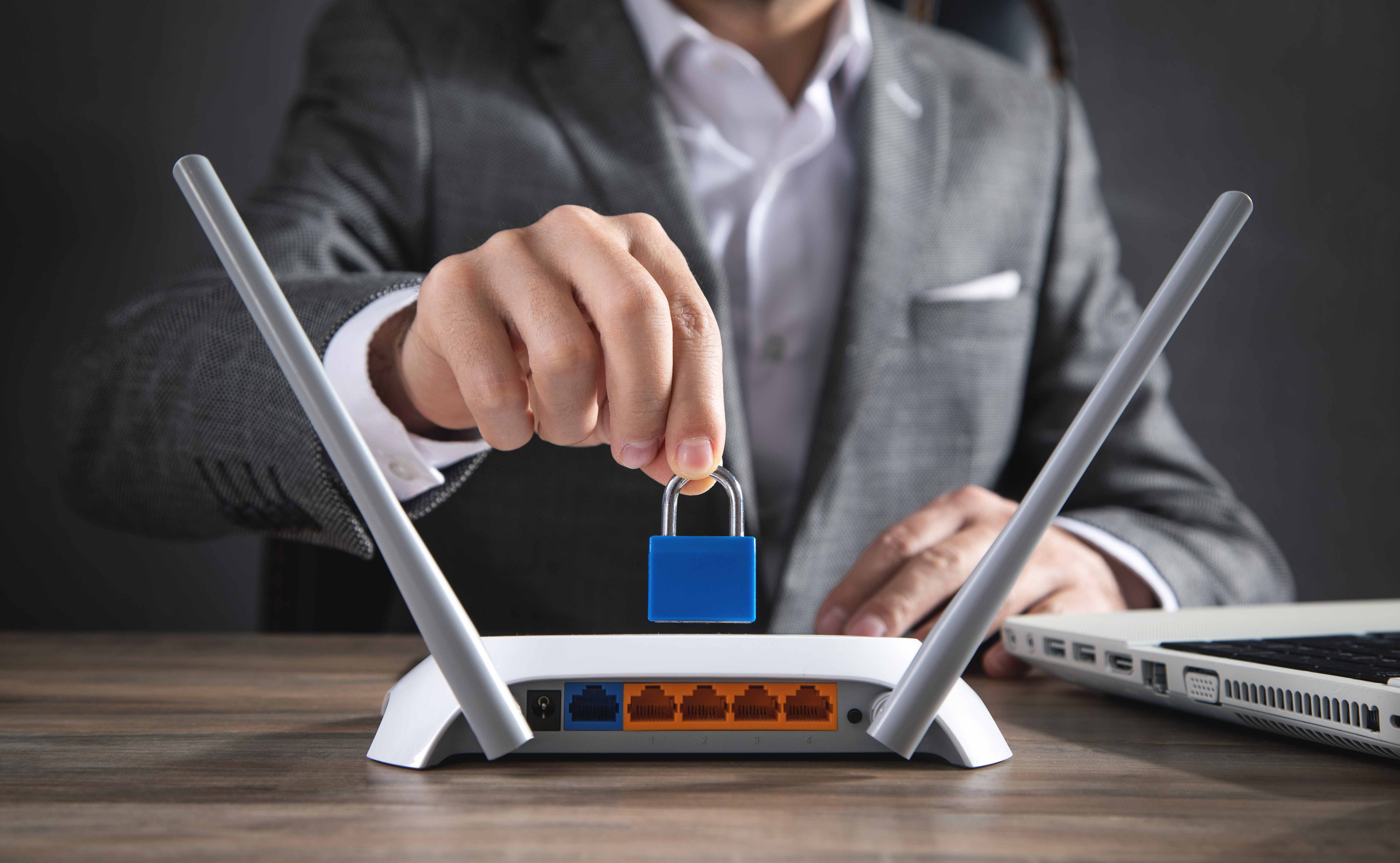 Как роутер работает с запросами